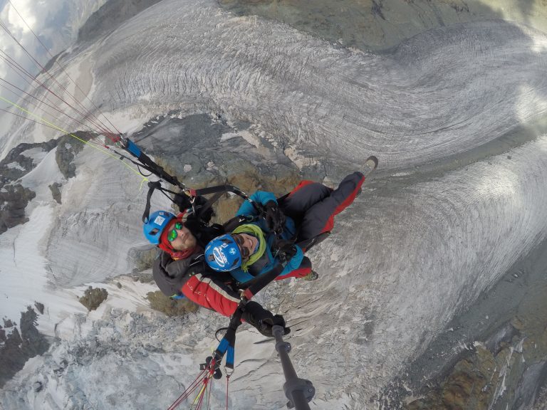 beautiful tandem paragliding flight in Zermatt